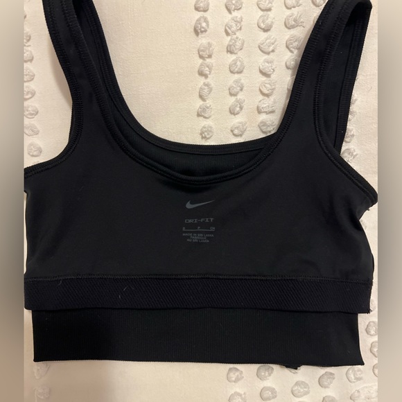 Nike Ribbed Athletic Top - Picture 4 of 4